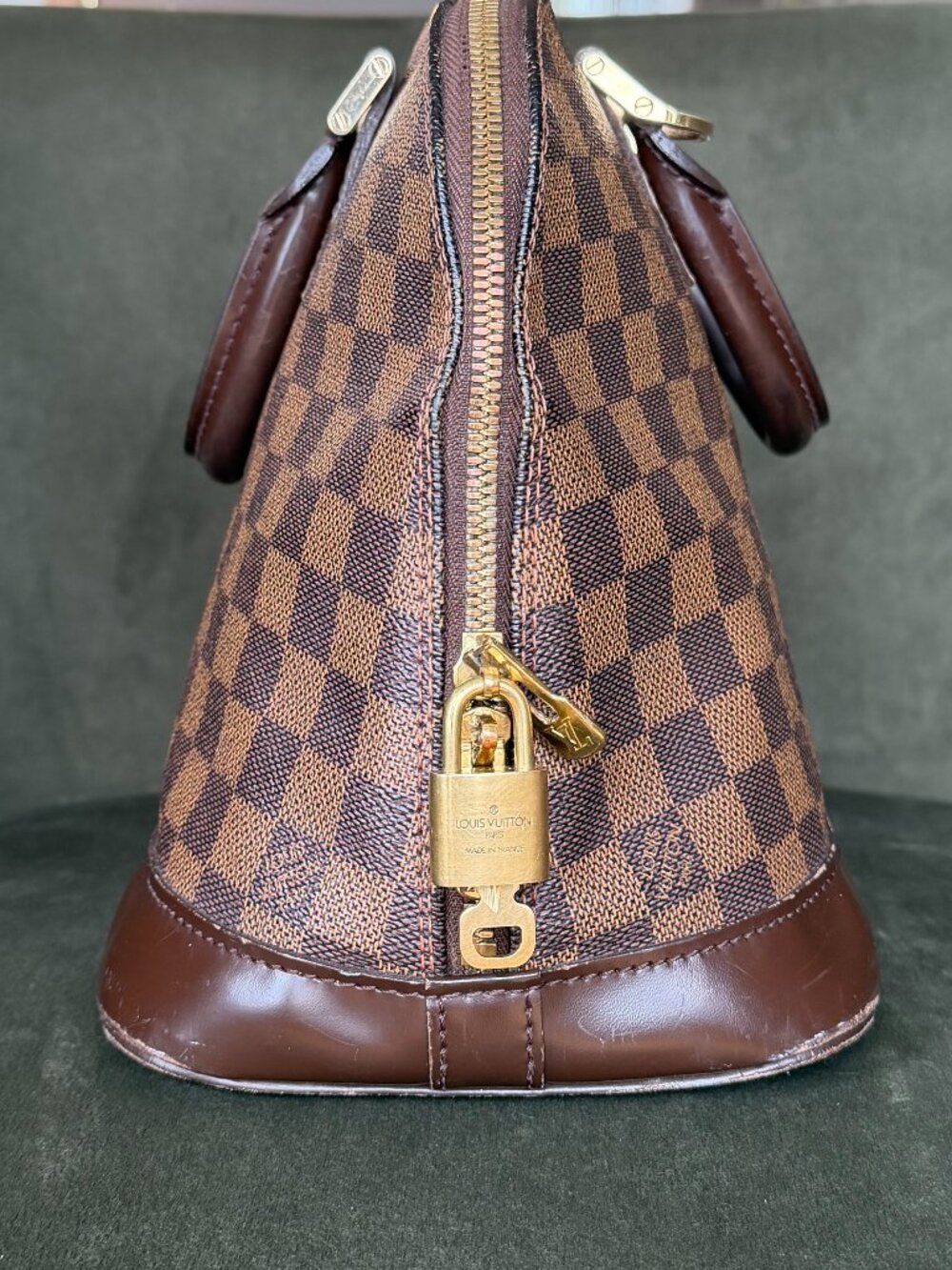 Louis Vuitton Damier Ebene Alma PM Handbag - Authentic Bag & Padlock & Dustbag - Picture 3 of 13